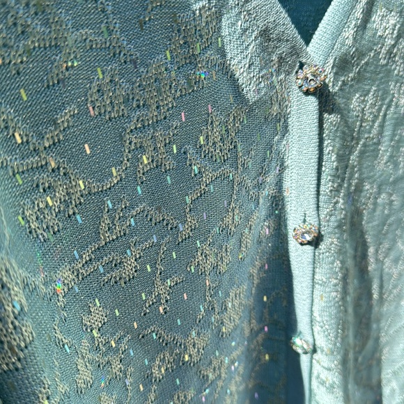 Stunning St John 2-piece with shimmering jewelled accents - Picture 8 of 11